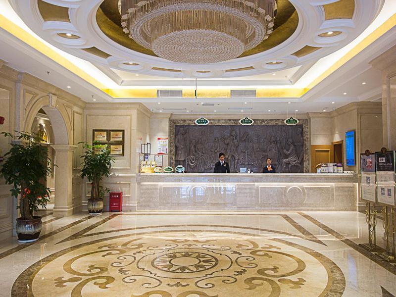 Vienna International Hotel Haikou West Bus Station ภายนอก รูปภาพ