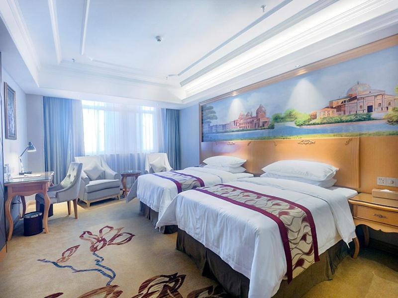 Vienna International Hotel Haikou West Bus Station ภายนอก รูปภาพ
