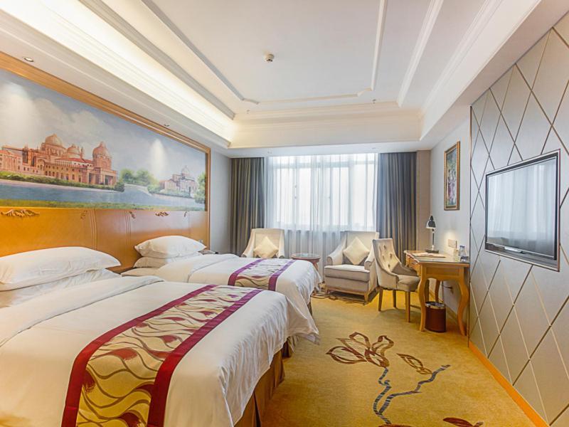 Vienna International Hotel Haikou West Bus Station ภายนอก รูปภาพ